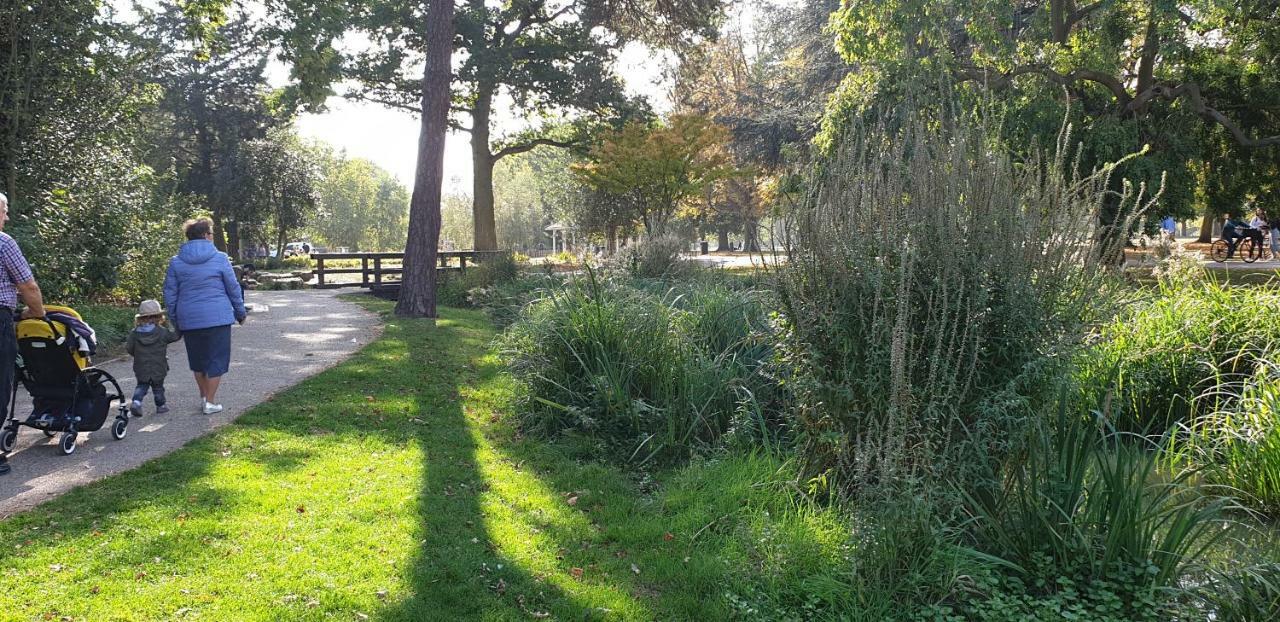 Apartamento Heart Of Ealing With Garden Londres