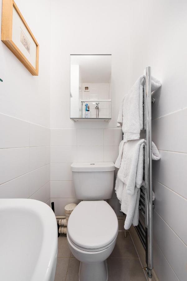 Apartamento Heart Of Ealing With Garden *